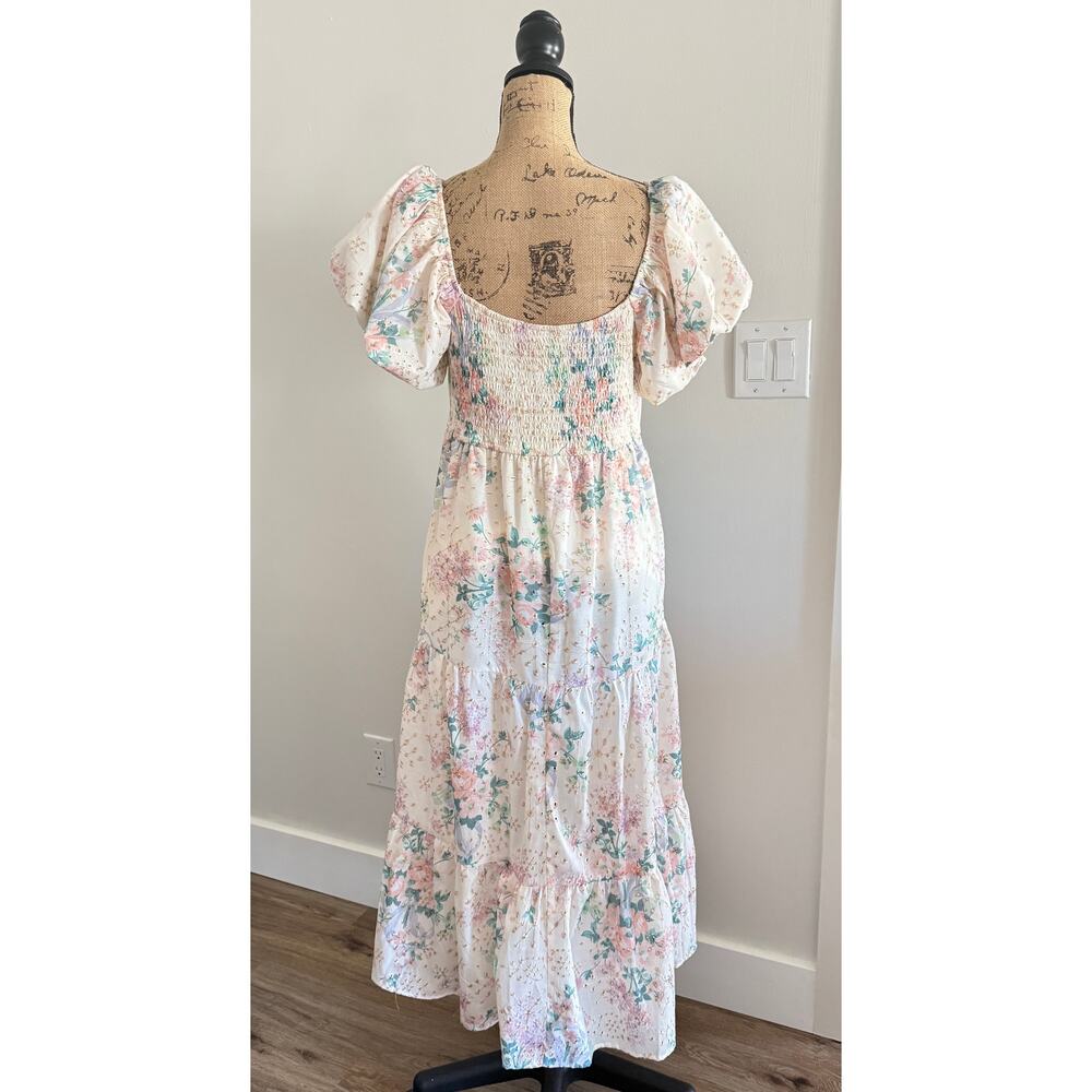 Lovelo Floral Eyelet Tiered Puff Sleeve Midi Dress Size Large - Picture 2 of 6